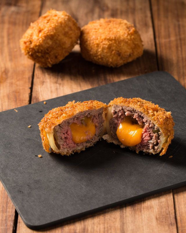 cheeseburger-onion-ring-bites-are-what-dreams-are-made-of