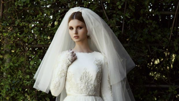 header_image_header_image_fustany-fashion-weddings-the_styling_tips_for_every_bride_wearing_hijab_on_her_wedding_day-main_image-AR